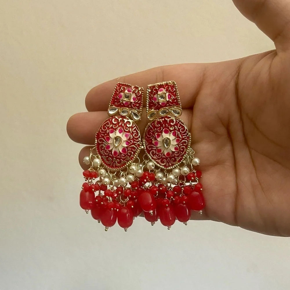 Bollywood Style Red and Gold Ethnic Gold plated Beaded Kundan Necklace set tikka